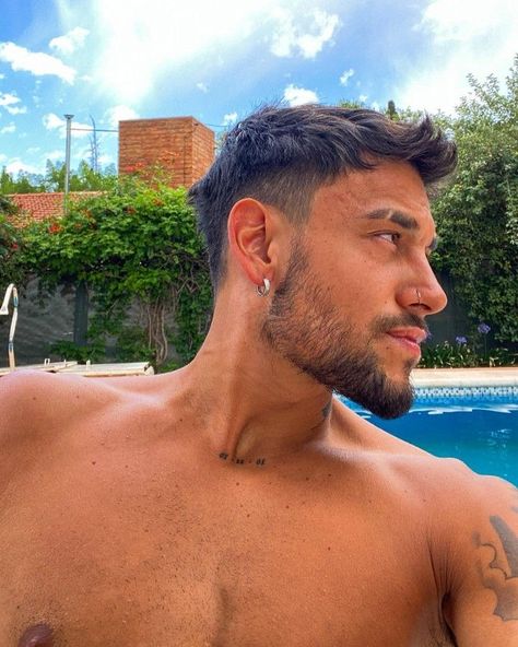 Latino Haircut Men, Beard Styles For Men Shape, Latino Haircuts, Adrian Volkov, Beard Shape, Crew Cut Haircut, Cheek Bones, Buzz Cut Hairstyles, Beard Shapes