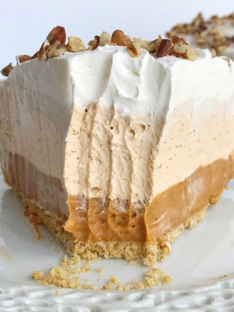 Michoacan Food, Pumpkin Pudding Pie, Frozen Salad, Pumpkin Spice Pudding, Pumpkin Fluff, Baking Recipes Pie, No Bake Pumpkin Cheesecake, Pudding Pie, Pumpkin Pie Cheesecake