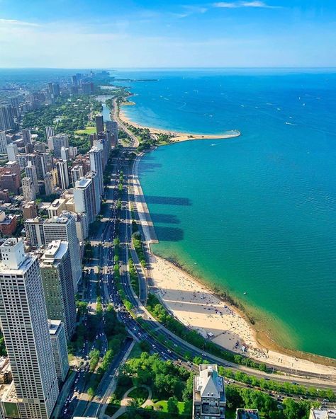 360 CHICAGO Observation Deck on Instagram: “What island paradise is this?  Photo by @shahstagram  Share your photos with #360chicago to be featured . . . . . #chicago #chitecture…” Chicago Observation Deck, 360 Chicago, Observation Deck, Island Paradise, Chicago Illinois, Geography, Happy Places, Puerto Rico, Illinois