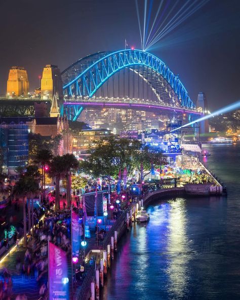 Dark Asthetics, Adventure Goals, Extreme Activities, Vivid Sydney, Sydney Travel, Harbor Bridge, Harbour Bridge, Sydney Harbour, Suspension Bridge