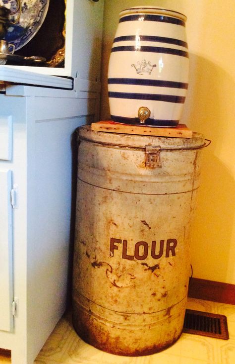 Old commercial scrappy white flour bin... Antique Flour Bin, Stoneware Crocks, Old Commercials, Old Suitcases, Vintage Doors, Vintage Soul, Vintage Storage, Waste Basket, Primitive Decorating Country