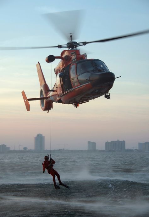 Coast Guard Rescue Swimmer, Rescue Swimmer, Coast Gaurd, Coast Guard Helicopter, Flight Paramedic, Semper Paratus, Coast Guard Rescue, Rescue Helicopter, Chief Petty Officer