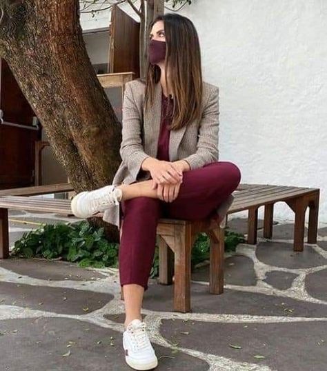 Outfits Juvenil, Look Office, Business Outfits Women, Stylish Work Attire, Elegante Casual, Stylish Work Outfits, Fashion Mistakes, Casual Work Outfits, Work Outfits Women