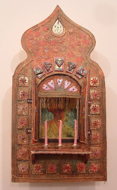 Shrines And Altars Ideas, Diy Shrine, Shrine Art, Altar Inspiration, Wall Shrines, Shrines Box, Shrines Art, Indian Architecture, Assemblage Art