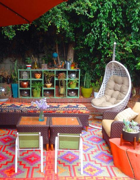 Come check out this amazing inspiration and create your own impossibly gorgeous bohemian outdoor space. {bohemian backyards, porches and patios} bohemian patio furniture bohemian outdoor decorating ideas boho patio ideas bohemian backyard ideas boho patio furniture bohemian outdoor rug bohemian patio umbrellas bohemian garden furniture bohemian patio ideas bohemian patio furniture boho chic outdoor furniture Bohemian blog Bohemian mom blog Bohemian mama blog bohemian mama blog Hippie mom blog... Earthy Kitchens, Bohemian Patio Furniture, Bohemian Outdoor Spaces, Chic Outdoor Furniture, Bohemian Backyard, Bohemian Patio, Sideboard Decor, Colorful Patio, Bohemian Outdoor