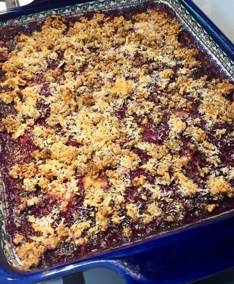 Blueberry Peach Quinoa Bake, Quinoa Bake, Blueberry Crisp, Baked Peach, Healthier Desserts, Almond Recipes, Shredded Coconut, Grain Free, Casserole Dishes