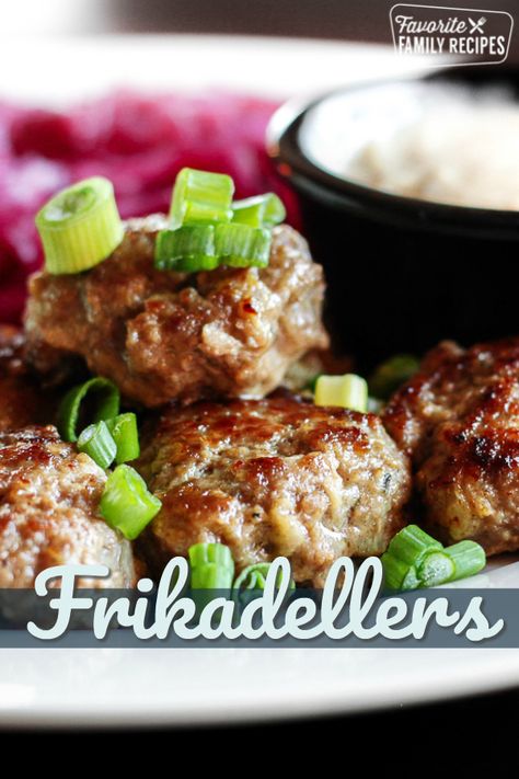 Frikadeller Recipe, Danish Meatballs, Meatball Dish, Denmark Food, Danish Cuisine, Meatball Dishes, Savory Meatballs, Scandinavian Food, Impressive Recipes