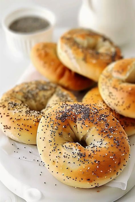 Easy No-Rise Gluten-Free Bagels No Yeast Bagels, Bagel Recipe Easy, Gluten Free Bagels, Going Gluten Free, Homemade Bagels, Bagel Recipe, Fitness Community, Star Food, Nutritious Breakfast