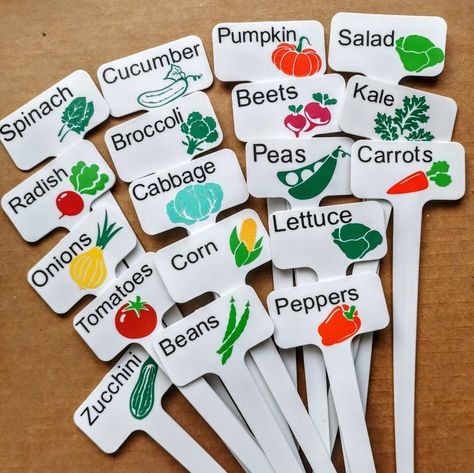 Nursery Labels, Vegetable Garden Markers, Veg Patch, Garden Labels, Very Nice Pic, Plant Tags, Plant Labels, Better Homes And Garden, Garden Markers