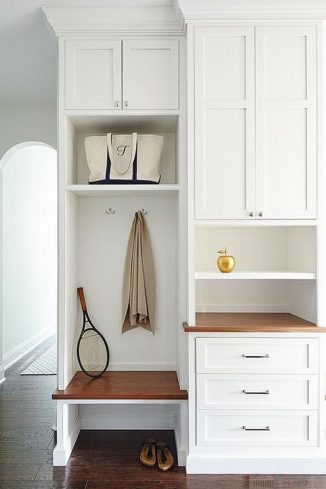 Small Built In Mudroom Bench - Transitional - Laundry Room Mudroom Inspiration, Transitional Laundry Room, Laundry Room/mudroom, Built In Lockers, Laundry Room Ideas Small Space, Laundry Room/mud Room, Mud Room Entry, Mudroom Laundry Room, Murphy Bed Plans