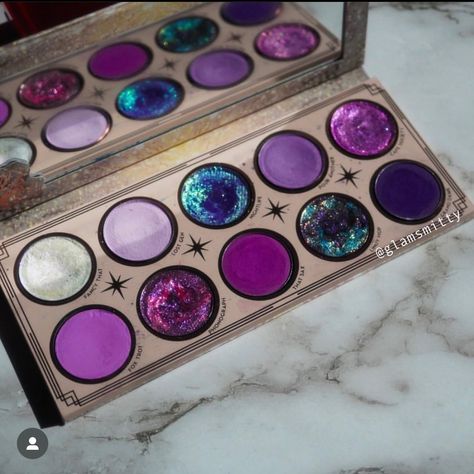 Smita Holden on Instagram: “🌈RECENT MONOCHROME PALETTES🌈 Some of my recent monochrome leaning palettes, let me know your fave down below! Hope you have a great…” Fancy Makeup, Have A Great Weekend, Makeup Goals, Makeup Designs, Makeup Eyeliner, Makeup Brands, Makeup Palette, Girls Makeup, Pretty Makeup