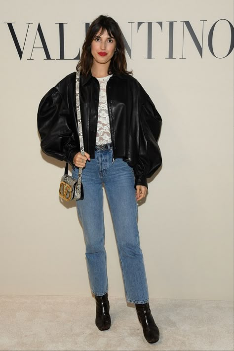 French Women Style Outfits, Style Chic Parisien, Jeanne Damas Style, Pixie Geldof, Street Vibes, Paris Vogue, Carolyn Murphy, Parisian Chic Style, Jeanne Damas