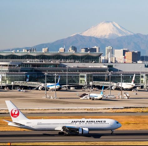 Tokyo Haneda Airport Japan Airlines, Haneda Airport, Boeing 767, Route Map, Cabin Design, Print Ads, Visual Identity, Airlines, Vintage Posters