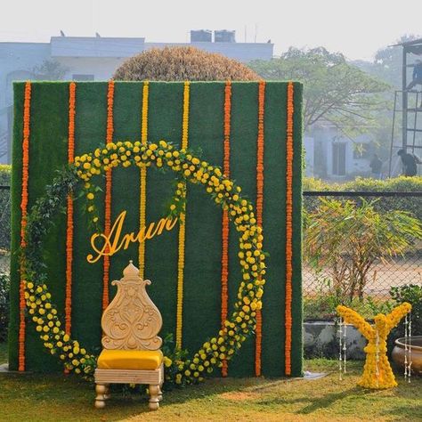 Haldi back drop design - The handmade craft Mehndi Ceremony Decorations At Home, Haldi Decoration At Home, Haldi Ceremony Decorations At Home Simple, Haldi Ceremony Decorations At Home, Function Background, Pellikoduku Decor, Haldi Stage, Haldi Backdrop, Haldi Decorations