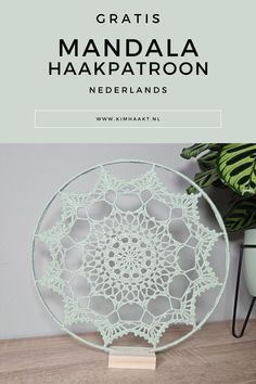 Gratis Nederlandstalig haakpatroon voor de Meadow Mandala van 30 centimeter! Crochet Homeware, Free Mandala Crochet Patterns, Mandala Crochet Pattern, Mandala Haken, Crochet Dreamcatcher Pattern, Dream Catcher Patterns, Mandala Crochet, Round Mandala, Free Crochet Doily Patterns