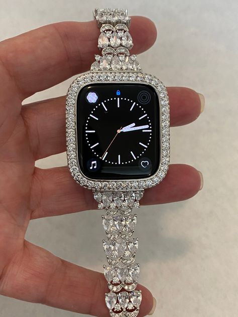 Bling Apple Watch Band, Apple Watch Band Women, Apple Watch Cover, Gold Apple Watch Band, Apple Watch Bands Fashion, Apple Watch Bands Women, Pretty Watches, Gold Apple Watch, Silver Lab