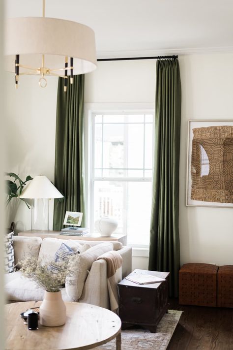 Dark Farmhouse Curtains Living Room, Black Walls Green Curtains, Green Curtain Dining Room, Safe Green Curtains, Green Curtains Green Walls, Green Velvet Curtains Dining Room, Green Linen Curtains Bedroom, Curtains White Walls Living Room, Forest Green Curtains Living Rooms