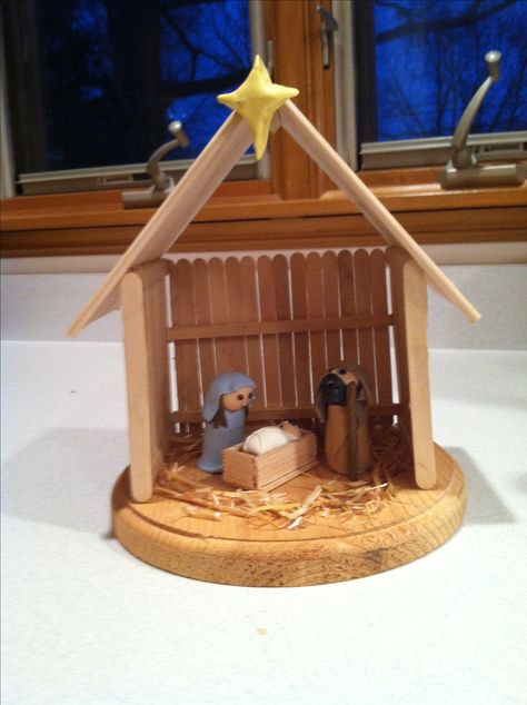 Homemade Nativity from clay and Popsicle sticks. Credit requested by Mackenzie Lawson. Popsicle Stick Christmas Ornaments, Stick Christmas Ornaments, Easy Christmas Crafts For Kids, Wooden Nativity, Stick Christmas Tree, Diy Nativity, Popsicle Crafts, Christmas Crafts For Kids To Make, Nativity Crafts