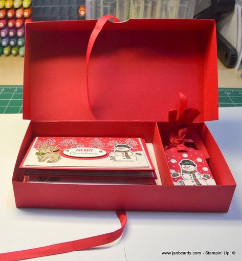 Box Of Cards Gift, Christmas Card Box Holder, Stampin Up Box For Cards, Tag Box Tutorial, Gift Box Tags, Stampin Up Card Box Holder, Stampin Up Card Sets, Card Box Template, A2 Card Box