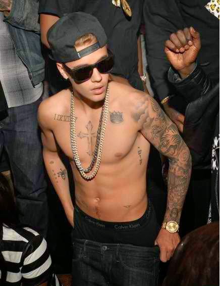 Chatter Busy: Justin Bieber Parties With Diddy In Atlanta (PHOTOS) Justin Bieber Tattoos, Justin Baby, Justin Bieber 2014, Sagging Pants, Justin Bieber Images, Justin Bieber Wallpaper, Justin Bieber Photos, Justin Bieber Pictures, I Love Justin Bieber