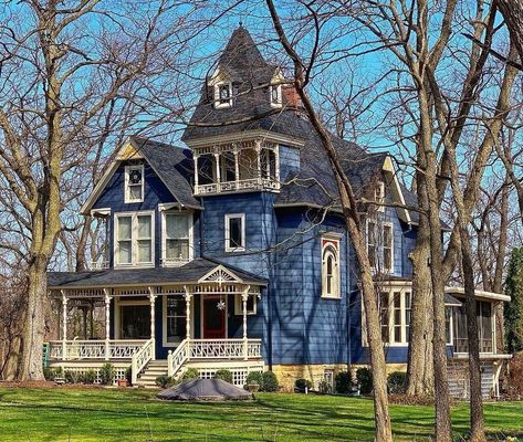 @priceypads shared a photo on Instagram: “The Ida and William Davis House (1892) Geneva, Illinois Designed by architect J.E. Scheller. 📸 @theamericanhome” • Sep 15, 2021 at 1:16am UTC Blue Victorian House, English Style House, Geneva Illinois, Eastlake Victorian, Victorian House Plans, Old Victorian Homes, Victorian Mansions, To Get, Victorian House