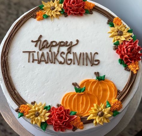 September Cake Decorating, Thanks Giving Cake Ideas Decoration, Give Thanks Cake, Floral Cakes Buttercream, Fall Ice Cream Cake Designs, Fall Decorated Cake Ideas, Fall Drip Cake, Harvest Cake Decorating, Fall Buttercream Cake Designs