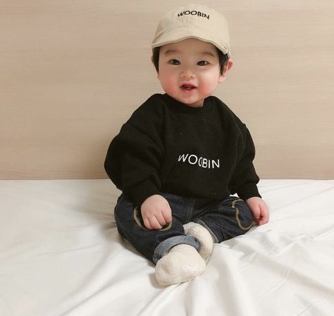 Baby Tumblr, Ulzzang Kids, Cute Asian Babies, Baby Swag, Jung So Min, Korean Babies, Baby Blog, Asian Kids