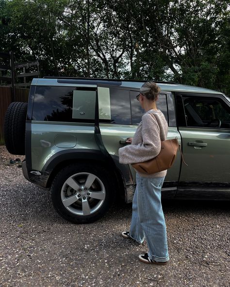 First time going off road 🌳🪵 @landrover . Finally got round to booking my off road driving experience which was included when I got my new car last year and it did not disappoint! Can’t even describe how insane the @defender is to drive loved every second 👏🏻 . . Land Rover, car aesthetic, Defender, off road driving . . #landrover #landroverdefender #landroverlove #landroverlife #landroverphotos #landroveraesthetics #caraesthetic #defenderlove #defenderlife #defender #jaguarlandrover #offro... Land Rover Mom Aesthetic, Land Rover Defender Aesthetic, Drive Through Aesthetic, Land Rover Aesthetic, Defender Aesthetic, New Car Aesthetic, Manifestation 2025, Range Rover Defender, Defender Land Rover