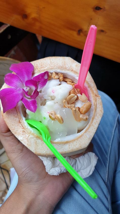 Coconut Ice Cream Aesthetic, Thai Coconut Ice Cream, Thailand Ice Cream, Thai Ice Cream, Cashmere Vanilla, Dream Restaurant, Hat Yai, Hawaii Honolulu, Dream Cafe