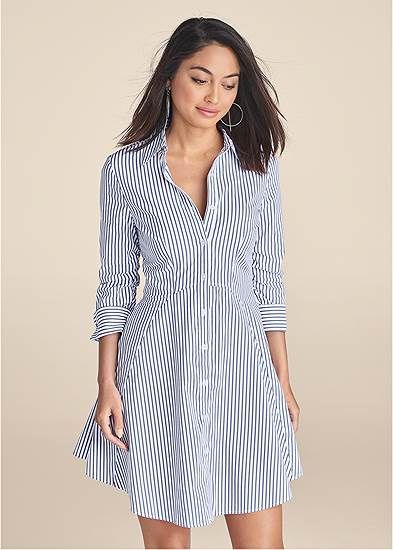 Mom Crafts, Dress Shirt Dress, Work Chic, Collared Shirt Dress, Venus Dresses, Stripped Dress, Blue Shirt Dress, Wardrobe Inspiration, Stylish Jackets