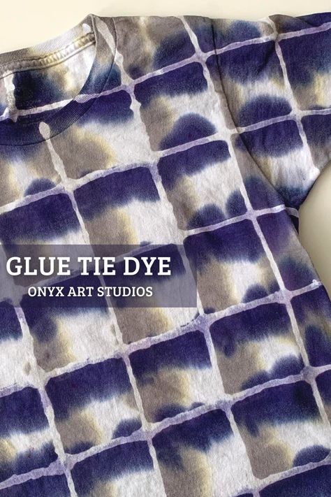 Glue resist tie dye video. Learn how to use Elmers Blue Glue and Tie Dye to make this cute plaid pattern. #tiedye #gluetiedye #glueresistdyeing