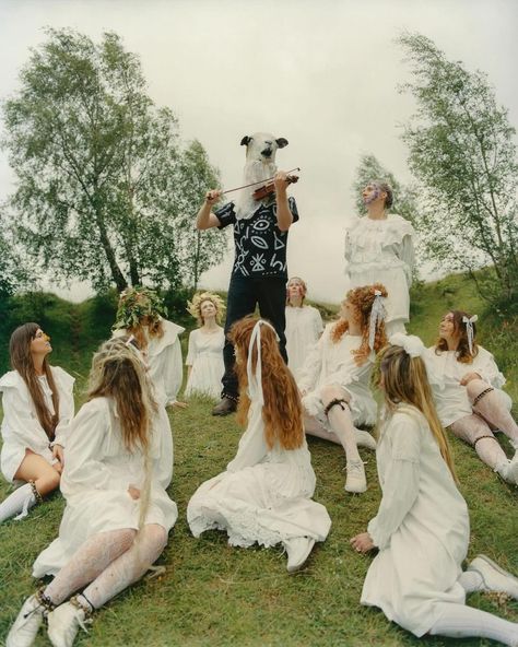 Happy May Day! 🌞 Photos by @holliefernando of all-female Morris dancing group BOSS MORRIS in Stroud, England. @boss.morris is so… | Instagram Hag Aesthetic, Happy May Day, Goblin Market, Morris Dancing, May Days, Happy May, May Day, Toad, May 1