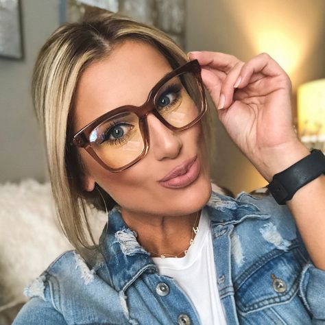 Chic Glasses Outfit, Eyeglasses For Blondes, Glasses For My Face Shape, Chic Reading Glasses, Stylish Blue Light Glasses, Bold Glasses Frames For Women, Cute Reading Glasses For Women, Trendy Glasses Frames For Women 2024, Womens Eye Glasses Trend 2024