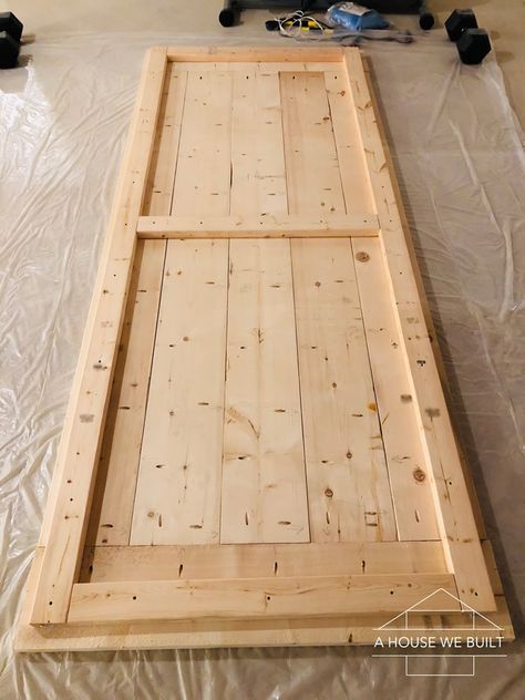 Farmhouse Kitchen Table Diy, Diy Barn Door Plans, Diy Farmhouse Table Plans, Build A Farmhouse Table, Farmhouse Table Plans, Diy Dining Room Table, Diy Kitchen Table, Custom Barn Doors, Door Plan