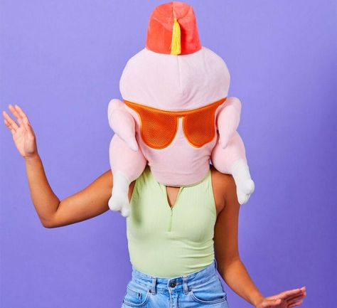 There is a ‘Friends’ Turkey Mask, Just In Time For Thanksgiving Friends Tv Show Gifts, Friend Costumes, Face Wrap, Friends Merchandise, 15 October, 90s Tv Show, Friends Thanksgiving, Monica Geller, Last Minute Halloween Costumes