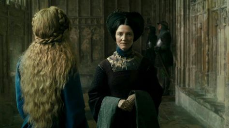 The White Princess Starz The White Princess Starz, Chapter Titles, Medieval Lady, Margaret Beaufort, Michelle Fairley, Medieval Era, The White Princess, Tudor History, Historical People