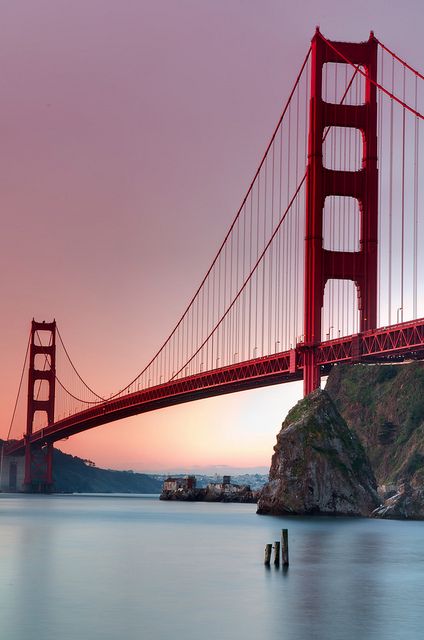 The iconic bridge in San Francisco; Golden Gate Bridge. An attraction that needs to be seen by every visitor of SF. More details on where to go on theculturetrip.com Lombard Street, The Golden Gate Bridge, California Dreaming, Yosemite National Park, Dream Destinations, Golden Gate Bridge, Golden Gate, Sacramento, Travel Usa