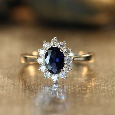 Gorgeous Engagement Rings, Princess Diana Ring, Engagement Ring Princess, Oval Sapphire Engagement Ring, Diana Ring, Etsy Engagement Rings, Blue Wedding Rings, Sapphire Engagement Ring Set, Blue Sapphire Engagement Ring