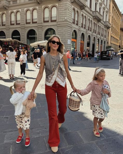 All Posts • Instagram Mom Aesthetic, Chic Over 50, Julia Berolzheimer, Disney Mom, Mother Family, Gal Meets Glam, Instagram Summer, Future Life, Boutique Clothing