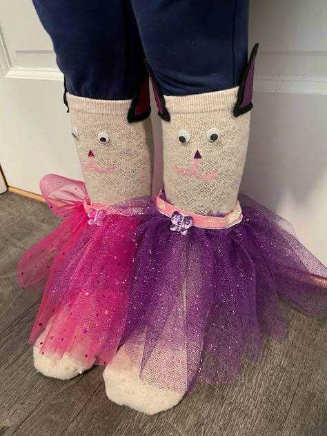 Diy Wacky Socks, Cat Socks Diy, Crazy Socks Day Diy, Crazy Sock Diy, Crazy Sock Day Ideas, Crazy Socks For Kids, Crazy Sock Day, Wacky Socks, Diy Diaper Cake