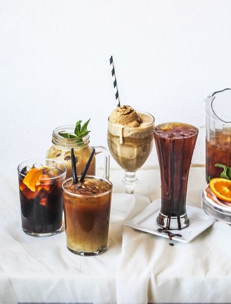 5 Iced Coffee Upgrades That Make It Even Easier to Get Your Caffeine Fix | Kitchn Gevalia Coffee, Caffeinated Drinks, Different Kinds Of Coffee, Coffee Bean Roasters, Community Coffee, Drinking Black Coffee, Fresh Coffee Beans, Coffee Box, Recipe Template