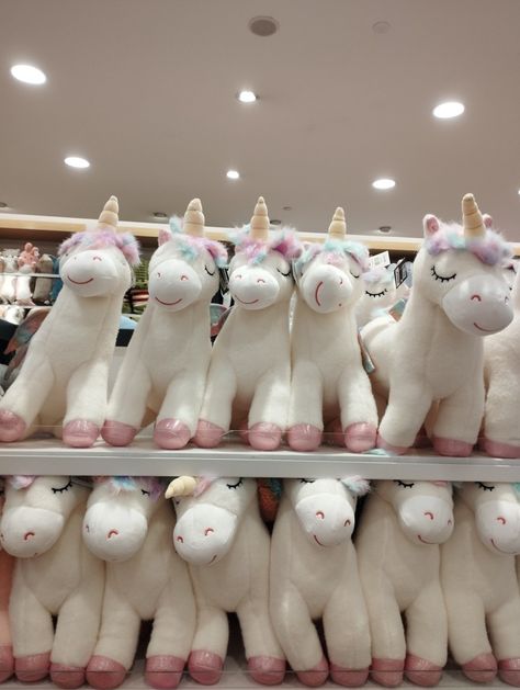 Unicorn Plushies Aesthetic, Boneka Unicorn, Plushies Kawaii, Unicorn Plushies, Kawaii Unicorn, Kawaii Things, Kawaii Plushies, Room Makeover, Novelty Christmas