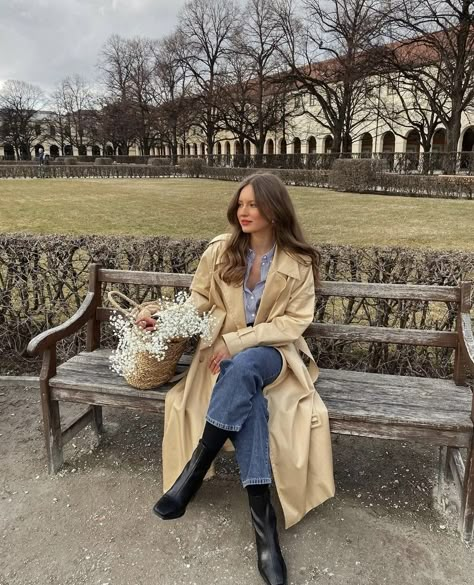 Parisian Outfits, Winter Travel Outfit, Aesthetic Winter, Chic Aesthetic, Paris Outfits, Estilo Chic, Travel Outfits, Winter Travel, Outfit Inspo Fall