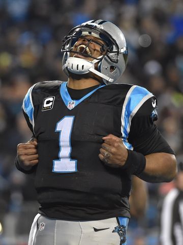 Cam Newton Wallpaper, Lighter Wrap, Class Board, Ronaldo Wallpaper, Football Pics, Nfl Football Pictures, Deshaun Watson, Nfl Photos, Anime Dancing