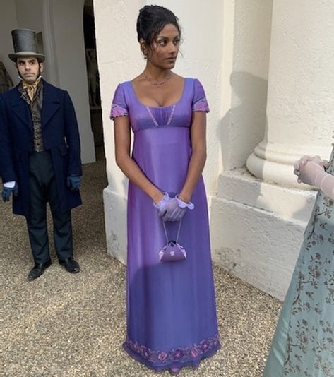 🐝 no context bridgerton 🐝 on Twitter: "… " Simone Ashley Bridgerton, Brigerton Gown, Regency Aesthetic, Bridgerton Season 2, Kate Sharma, Simone Ashley, Regency Era Fashion, Kate Dress, Cottagecore Outfits