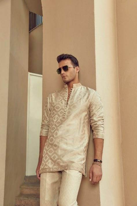 Menswear Mens Kurta Short, Short Kurta For Men Wedding, Faraz Manan Menswear, Men Ethnic Wear India, Traditional Indian Mens Clothing, Short Kurta For Men, India Fashion Men, Mens Ethnic Wear, Indian Wedding Clothes For Men