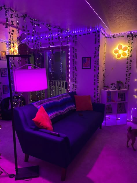 Boogie Bedroom Ideas, Living Room Trippy, Led Hangout Room, Rave Room Decor, Pink Hippy Room, Neon Boho Bedroom, Trippy Dorm Room Ideas, 70s Hangout Room, Trippy Apartment Aesthetic