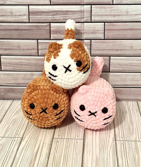 Round Cat Crochet Pattern, Loaf Cats Crochet, Crochet Pusheen Cat, Crochet Cat Loaf Pattern Free, Crochet Cat Loaf, Crochet Cat Stuffed Animal, Crochet Loaf Cats, Loaf Cat Crochet Pattern Free, Small Cat Crochet