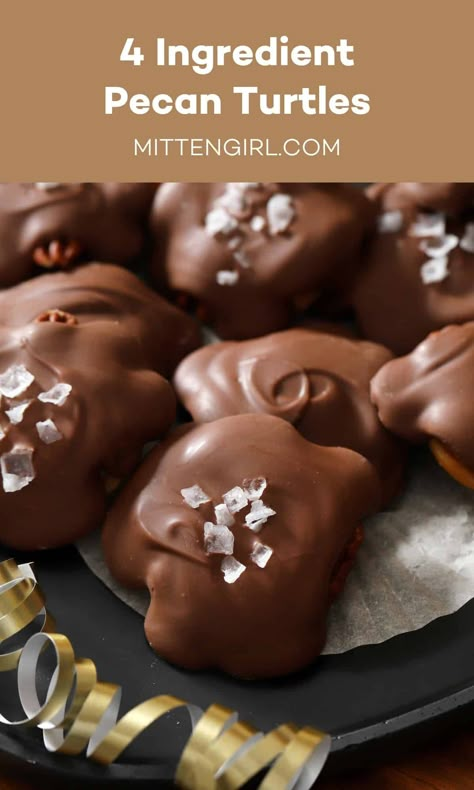 Whether for yourself or to give as a gift, classic pecan turtles are a delicious treat that comes together quickly and are super easy to make. The Best Chocolate Pecan Caramel Turtles, Chocolate Pecan Candy Recipes, Chocolate Pecan Carmel Turtles, Pecan Turtles Using Kraft Caramels, Diy Chocolate Turtles, Crock Pot Turtles Candy, Crockpot Turtle Pecan Clusters, Crockpot Turtles Candy, Slow Cooker Chocolate Turtles