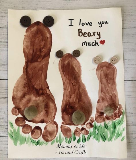 Mommy & Cubs Footprint... - Kitchen Fun With My 3 Sons Kindergarten Craft Projects, Toddler Artwork, Bear Footprint, Fingerprint Crafts, Fathersday Crafts, Footprint Keepsake, Fathers Day Art, Baby Art Projects, Kitchen Fun